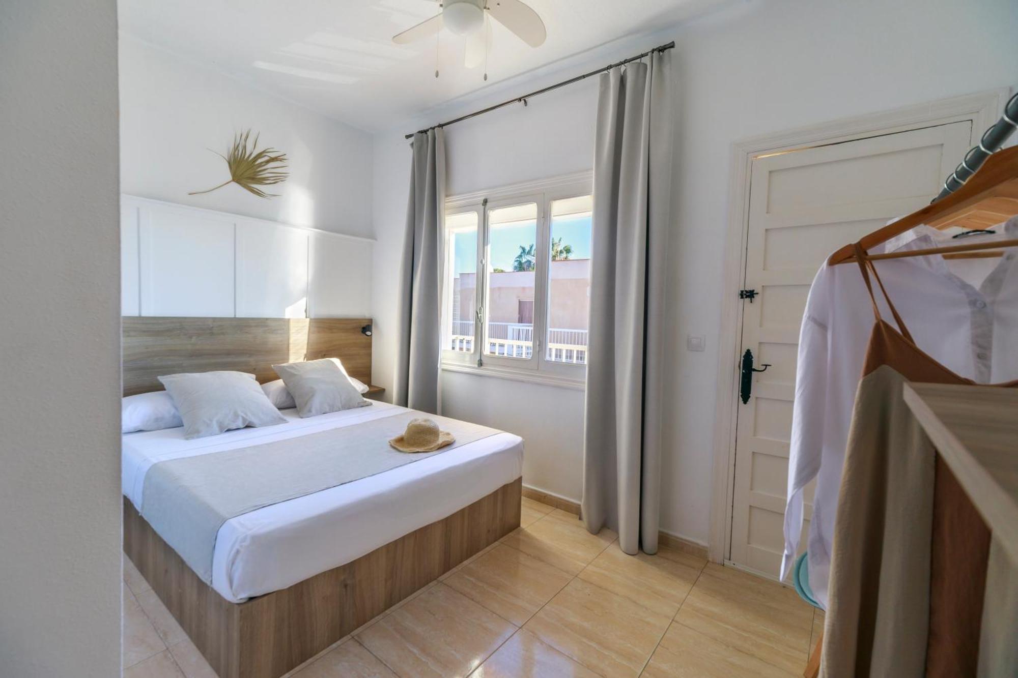 Maxcaly Playa Hotel Aguilas Exterior photo